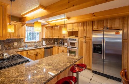 Tahoe Pines House | Poplar Place By Hauserman Rentals
