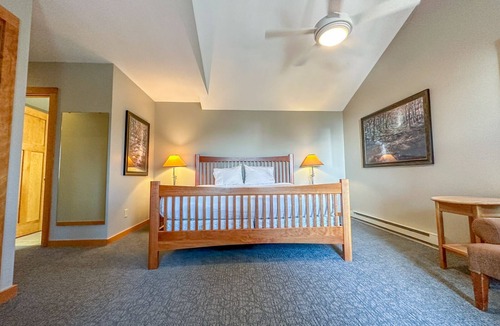 Lutsen Hotel | Poplar River Condos 601 - Lake Superior - Lutsen, MN