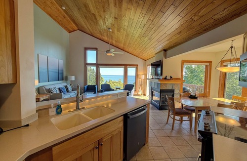 Lutsen Condo | Poplar River Condos