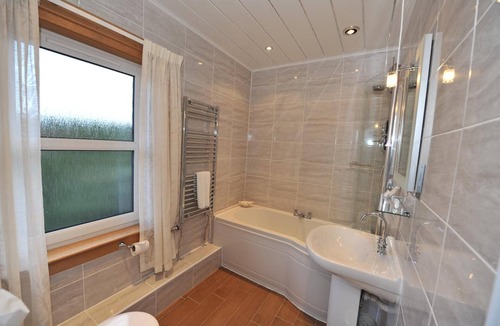 Callander Hotel | Poppies Hotel