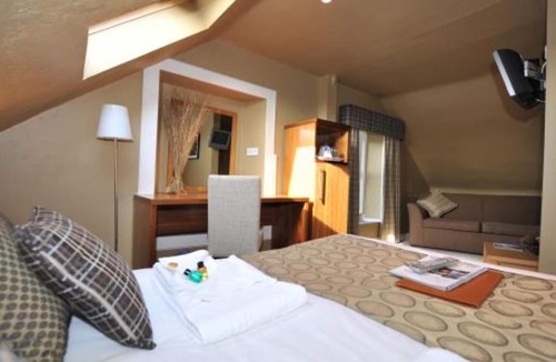 Callander Hotel | Poppies Hotel