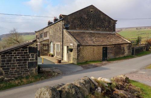 Wadsworth House | Popples Barn