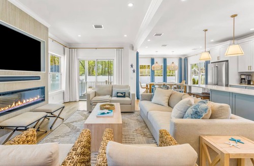 Popponesset House | Popponesset-3-bedrooms, 3.5 baths, sleeps 6, A/C, Pool, Firepit