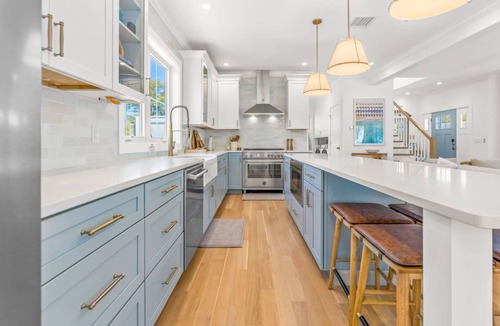 Popponesset House | Popponesset-3-bedrooms, 3.5 baths, sleeps 6, A/C, Pool, Firepit