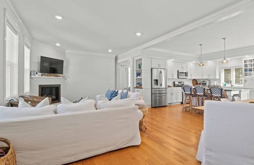 Popponesset House | Popponesset-3 bedrooms, 4 baths, Sleeps 6, w/outdoor shower