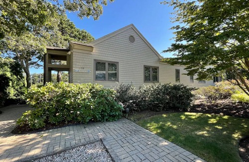 Popponesset House | Popponesset Waterfront home 4-bedrooms 3 baths, sleeps 8, A/C outdoor shower