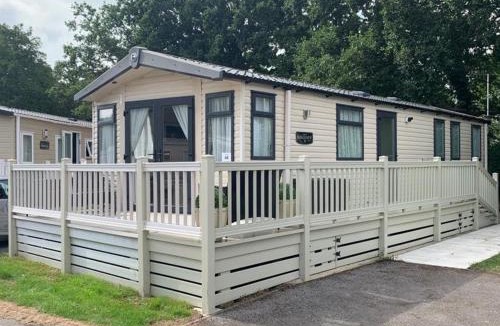 Ringwood Other | Poppy 44