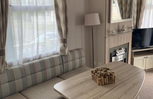 Ringwood Other | Poppy 44