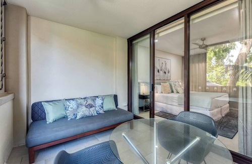 Palm Cove Resort | Poppy A Deluxe Studio at Temple Resort