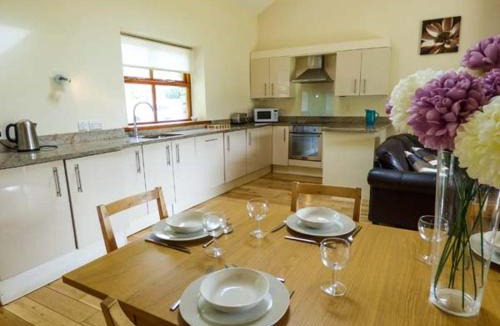 Lancaster House | Poppy Cottage