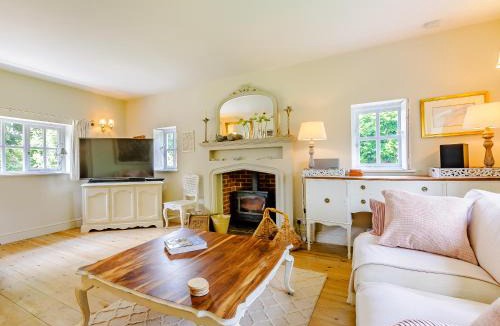 Faversham House | Poppy's Cottage