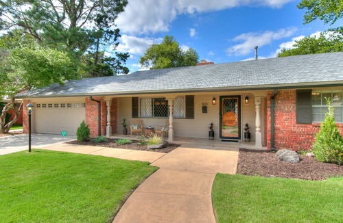 Norman House | Poppy's Place - Campus Home w/Pool