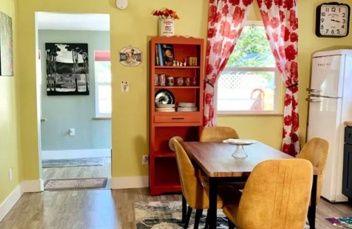 Chanute House | Poppy's Place
