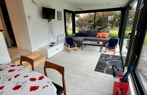 Ver-sur-Mer House | Poppy Seaside, private garden 200m from the sea