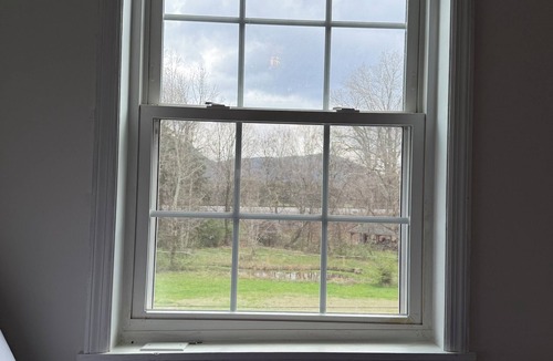Etowah House | Porch of the Smokies—Spacious 5-bedroom retreat near the foot of the Smokies
