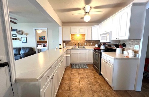 Graford House | Porch, Paddle & Stay on PK - East side close to Rocker B Ranch