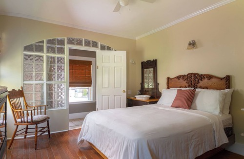 Port Albert Bed & Breakfast | Port Albert Inn
