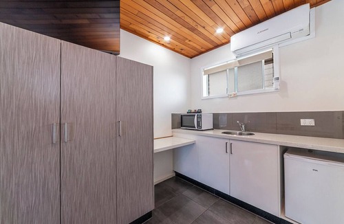 Port Campbell Hotel | Port Campbell Motor Inn