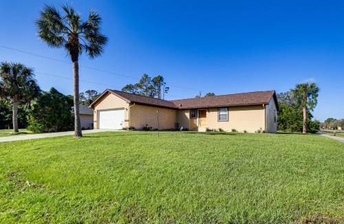 Port Charlotte House | Port Charlotte Home Near Beaches and Dining
