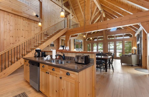Lake of Bays Cabin | Port Cunnington Lodge