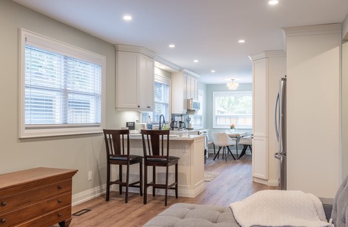 Port Dalhousie House | Port Dalhousie Lake House