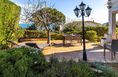 Port de la Selva Apartment | Port de la Selva 94 - Apartment with large garden