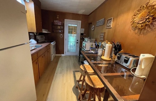 Saugeen Shores Cottage | Port Elgin Shimmering Shores Cottage Rental