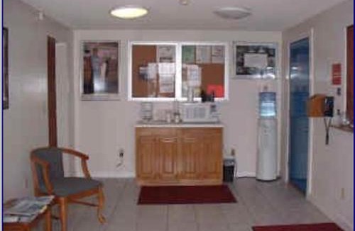 Port Ontario Hotel | Port Lodge Motel