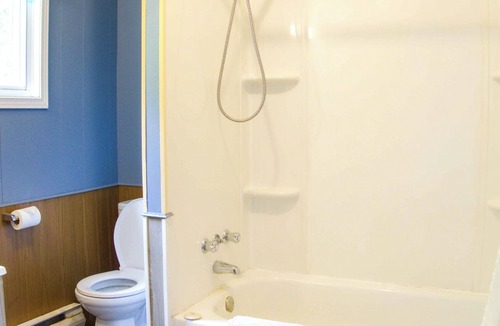 Port Loring Hotel | Port Loring Northland Motel