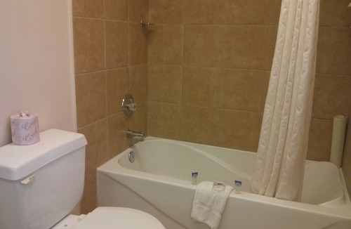 Wainfleet Hotel | Port Motel