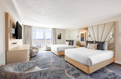 North End Resort | Port-O-Call Hotel