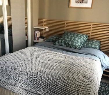 La Celle-sous-Gouzon Apartment | Port of Nice Terrace Apartment
