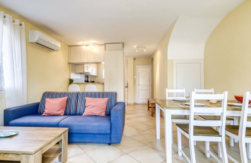 Empuriabrava Ski Chalet | PORT PETIT 10 + Amarre de 7X3 - Immo B