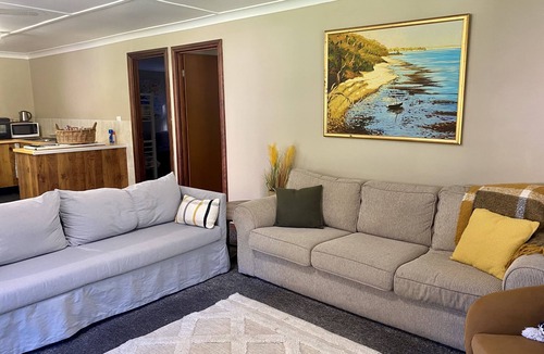 Salt Ash Cottage | Port Stephens Family Holiday