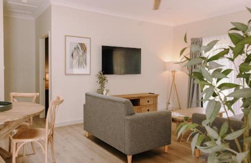 One Mile Resort | Port Stephens Koala Sanctuary