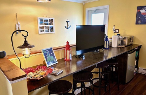 Norman's Cove-Long Cove House | Port suite @ The Homestead Oceanfront