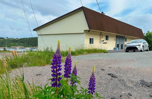 Norman's Cove-Long Cove House | Port suite @ The Homestead Oceanfront