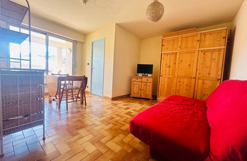Port-Vendres Apartment | Port-Vendres: Apartment 4 ppl, port view, elevator