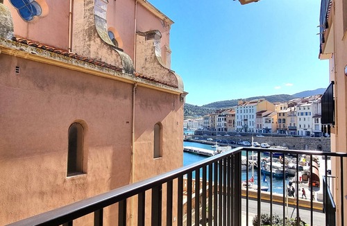 Port-Vendres Apartment | Port-Vendres apartment, harbor view, parking & WIFI