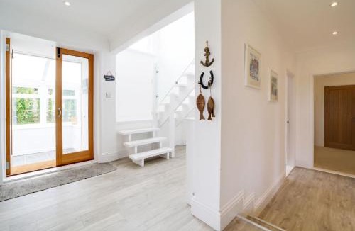 Pendoggett House | Port View House