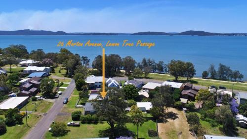 Lemon Tree Passage House | Port View on the Peninsula