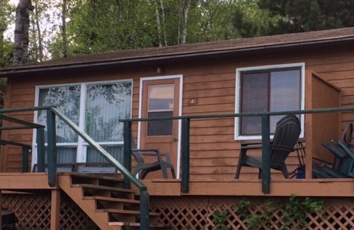 Kenora House | Portage Lodge - Cabin #4 (4 people) - Kenora, Ontario, Canada