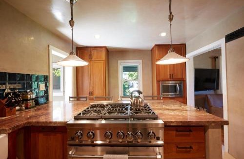Northeast Santa Fe House | Portal de Plaza in Santa Fe NM