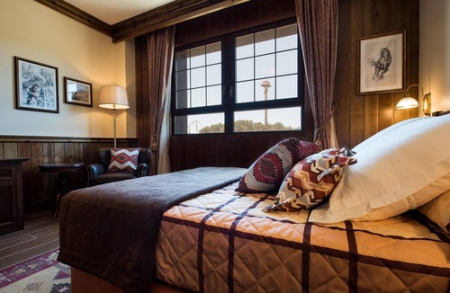 Salou Hotel | PortAventura Hotel Colorado - Includes unlimited access to PortAventura Park & 1 day access to Ferrari Land