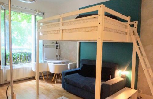 16th Arrondissement Apartment | Porte d'Auteuil Paris furnished Appt