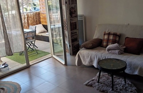 Perpignan Apartment | Porte d'Espagne studio