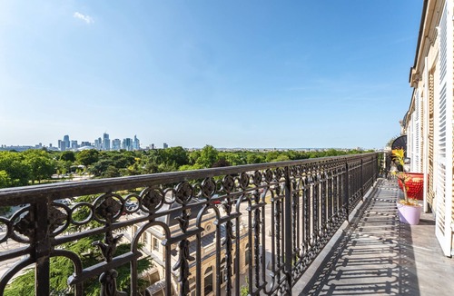 Porte-Dauphine Apartment | Porte Dauphine