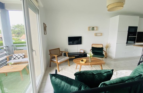 Coutras Apartment | Porte de Saint Emilion