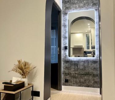 Issy-les-Moulineaux Apartment | Porte de Versailles - Appartement Charmant - Paris 15