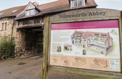 Polesworth Apartment | Porter's Lodge